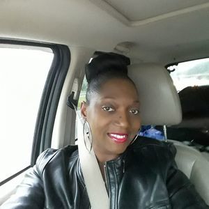 Meet your Posher, Danita